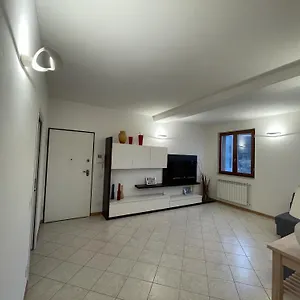  Appartamento Spazioso - Snodo Urbano